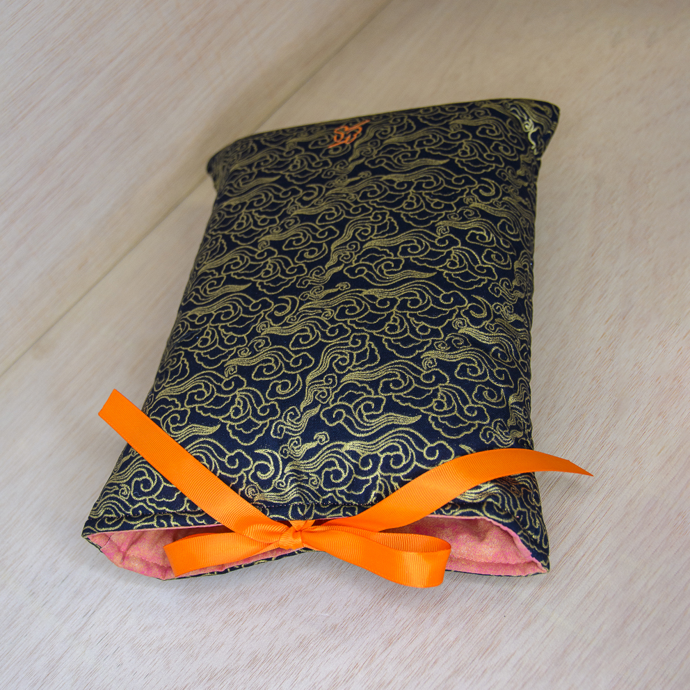 Funda de libro "Alas de hierro" - Imagen 5